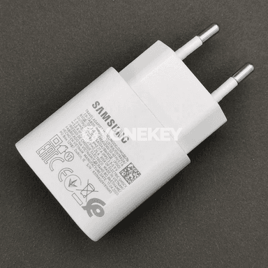 Samsung Galaxy üçin 25W Type-C çalt zarýad beriji adapter we kabel