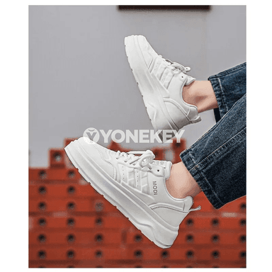 Erkekler üçin ýazky ak sport köwüşleri, platformaly, amatly