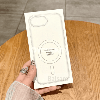 iPhone üçin Magsafe magnitli açyk akril gorag gapagy