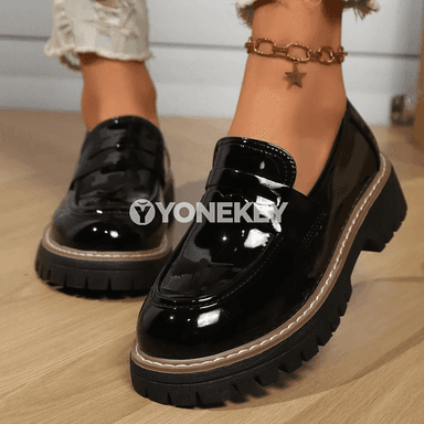 Aýal-gyzlar üçin platformaly gara loafers aýakgaplar