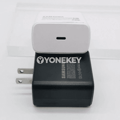 Samsung 45W Super Fast Type-C zarýad beriji, US Plug, kabel bilen