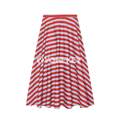Zenanlar üçin zolakly uzyn A-hilli gündelik yubka
