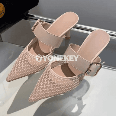 Zenanlar üçin ýylpyldak mesh topukly sandallar, inçe ökçeli