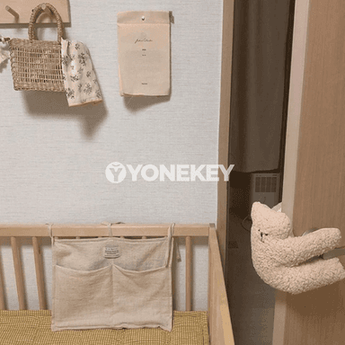 Çagalar üçin howpsuzlyk gulpy — şkaf we gapy goragçysy