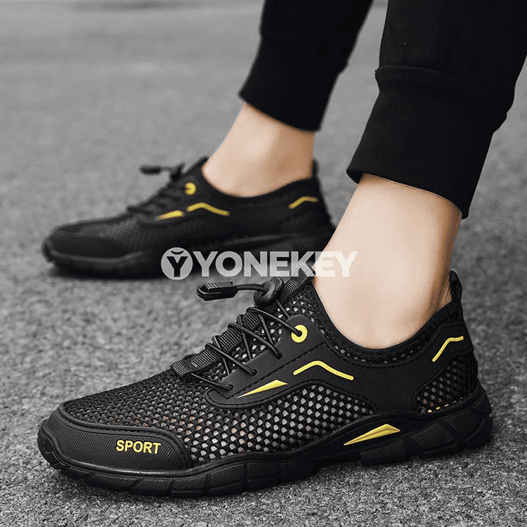 Howa geçiriji mesh erkek sport we gezelenç köwüşleri, ýeňil ýazky model