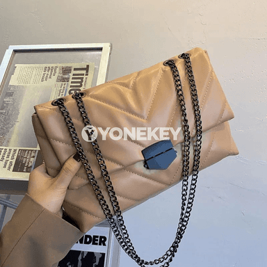 Zynjyrly zenan egninden sumka, kiçi flaply moda çanta