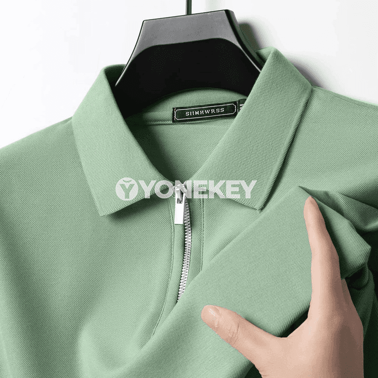 Erkekler üçin ýeňil, dem alýan polo köýnek, fermuarly tomus futbolka