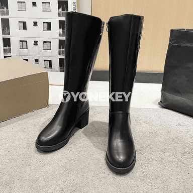 Zenanlar üçin uzyn deri ädikler, ýokary dabanyly, gara