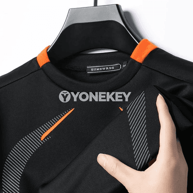 Erkekler üçin ýazlyk sport futbolkasy, dem alýan, ýeňil we çalt guradýan