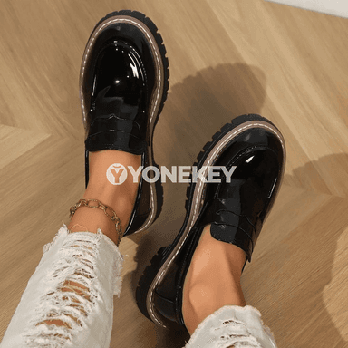 Aýal-gyzlar üçin platformaly gara loafers aýakgaplar