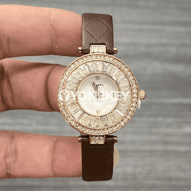 ⌚ Aýal-gyzlar üçin owadan we ýokary hilli sagat ✨