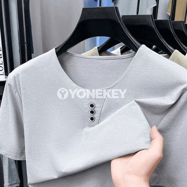 Erkekler üçin ýeňil, dem alýan slim fit henli futbolka