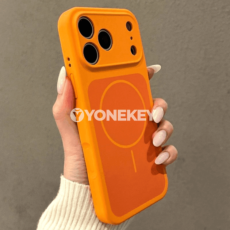 iPhone 15-17 Pro Max üçin magnitli silikon gorag gaby