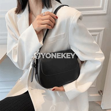 Retro zenanlar üçin kiçi egninden asylýan moda sumkasy