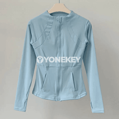 Zenanlar üçin ýyly, fermuarly sport jaket — ýeňil we çeýe