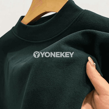 Erkekler üçin ýyly ýarym boýun lyžaly iç köýnek, uzyn ýeňli