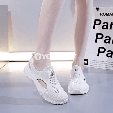 Zenanlar üçin ýeňil, dem alýan mesh platform krasowkalar