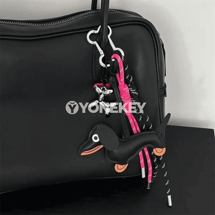 Dachshund şekilli deri açar bagjygy, sumka bezegi