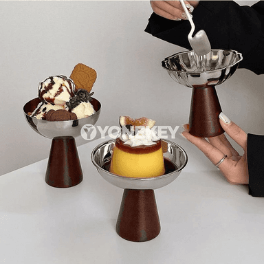 Agaç aýakly miwe we desert tabagy, hyzmat tabagy
