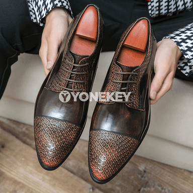 Erkekler üçin klassik deri köwüşler, ofis we gündelik sypaýy stil