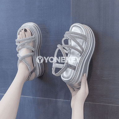 Aýal üçin platformaly roman sandal, açyk uçly, tomusky pes ökjeli