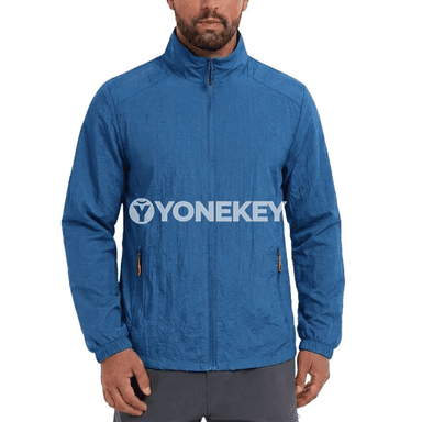 Erkekler üçin ýeňil sport UV goragly ýazky jaket