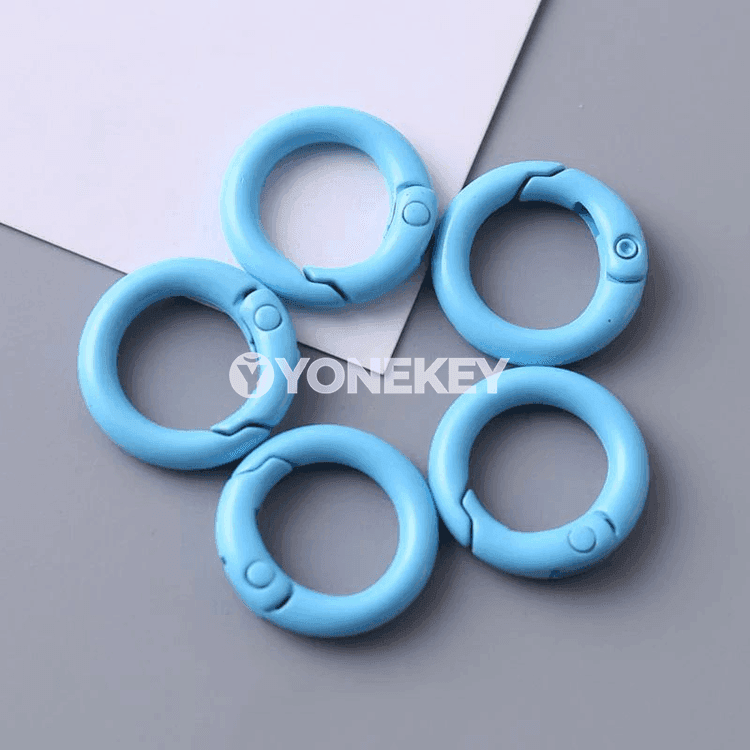 5 sany metal açar halkasy we karabin — 33 mm
