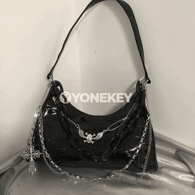 Retro zenan egin sumkasy, punk görnüşli kellesi zynjyrly shoulder bag