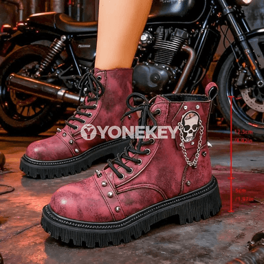 Zenanlar üçin metal zynjyrly platformaly retro gyş bootileri