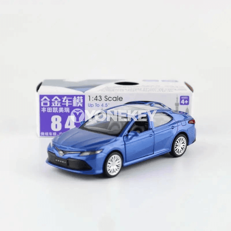 Toyota Camry 2017 metal model awtoulag 1:43, açylýan gapyly