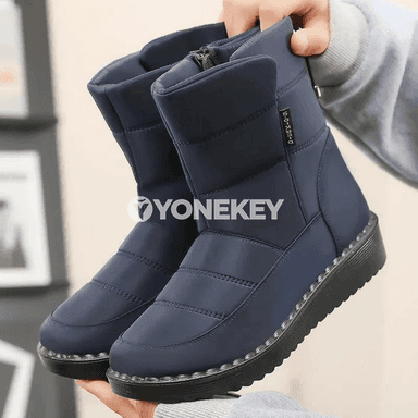 Zenanlar üçin ýyly gyş ädikleri, suw geçirmeýän platformaly model