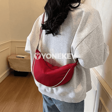 Zenanlar üçin kiçi nylon egin sumkasy, klassyka stilinde