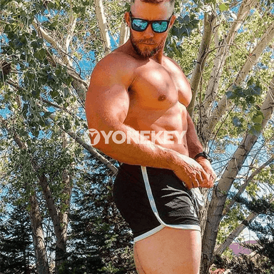 Erkekler üçin ýeňil sport şortik, çalt guradyjy gündelik model