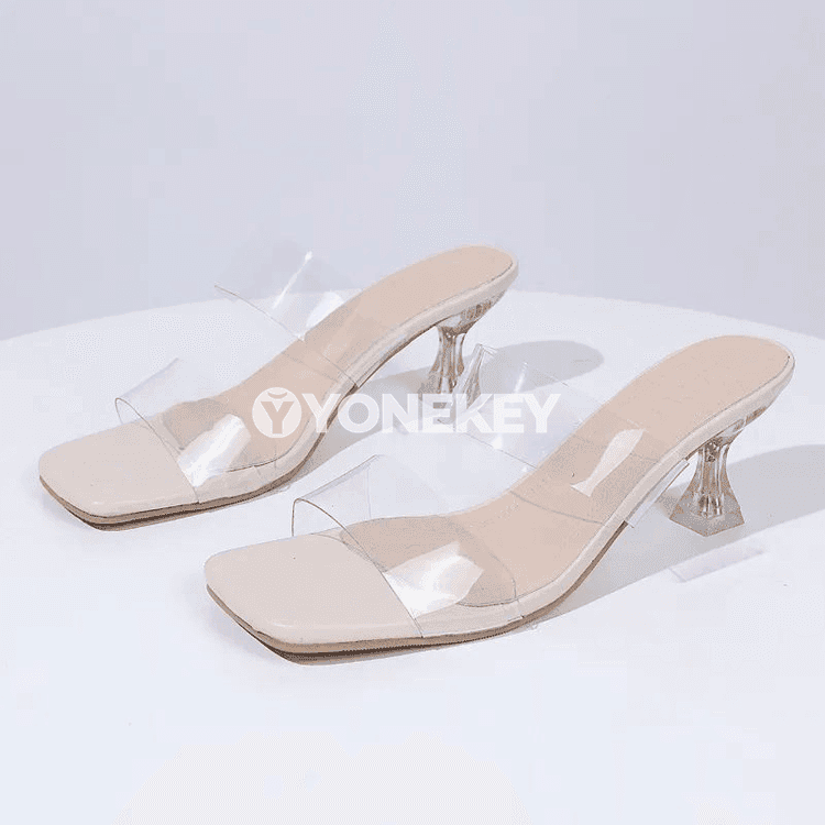Zenanlar üçin ýokary ökçeli açyk başly sandallar, ýazky moda