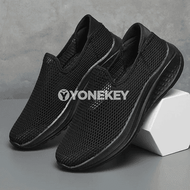 Erkekler üçin ýeňil mesh köwüşler, dem alýan slip-on rahat model