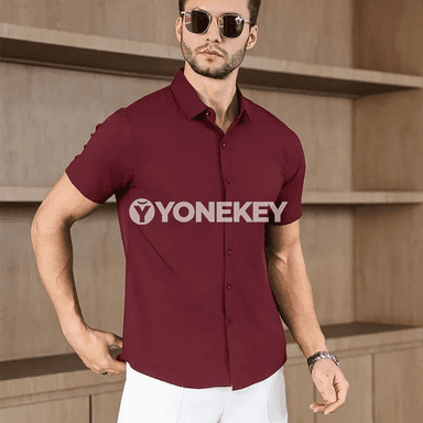Erkekler üçin ýazky işewür-casual bir reňkli köýnek