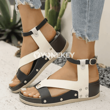 Aýal-gyzlar üçin retro sandallar, moda we rahat dizaýn