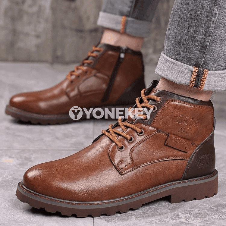 Erkekler üçin retro ankle boots — çydamly, gündelik we iş aýakgaby