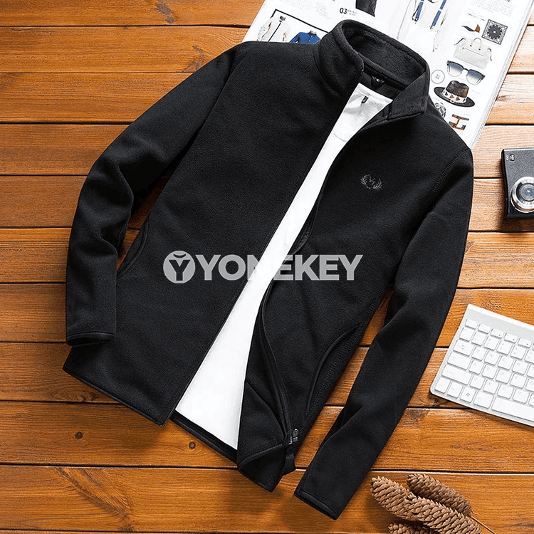 Erkekler üçin ýeňil fleece softshell kurtka, fermuarly