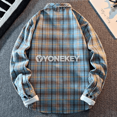 Erkekler üçin ýyly flanel köýnek, klassiki gündelik stil