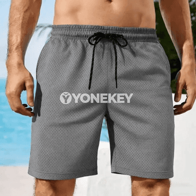 Erkekler üçin sport şortik — tomus, plýaž we fitnes üçin