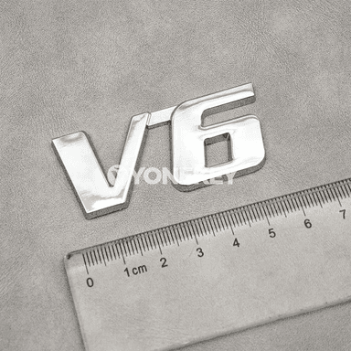 Toyota Camry Corolla RAV4 Prado üçin 3D metal V6 emblem stikeri
