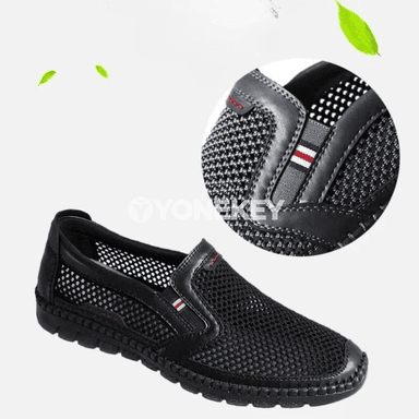 Erkekler üçin tomuslyk mesh köwüşler, ýeňil we rahat slip-on model