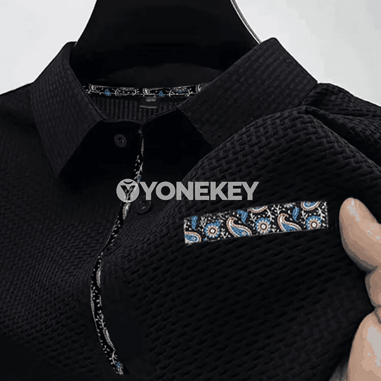 Erkekler üçin ýazlyk polos köýnek, gysga ýeňli, nagyşly