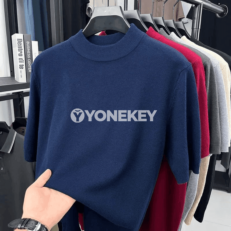 Erkekler üçin gündelik dem alýan mock neck futbolka