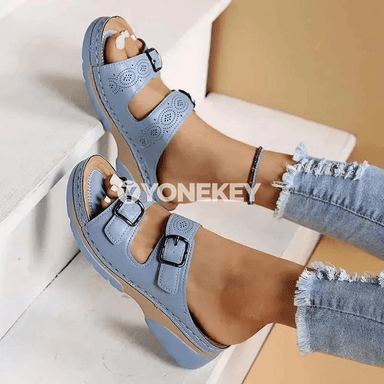 Zenanlar üçin rahat tomus şypbyklary, goşa tokaly platformaly sandal