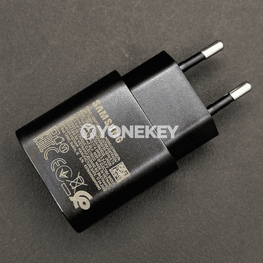 Samsung Galaxy üçin 25W Type-C çalt zarýad beriji adapter we kabel