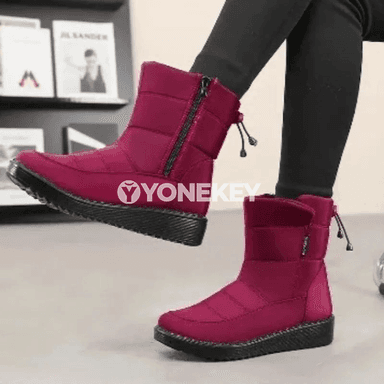 Zenanlar üçin ýyly gyş ädikleri, suw geçirmeýän platformaly model