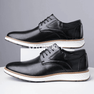 Erkekler üçin pu köwüşli klassik oxfords — ýaz güýz üçin