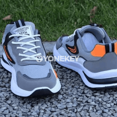 Erkekler üçin dem alyjy mesh sport krasowkalary, ýeňil we amatly